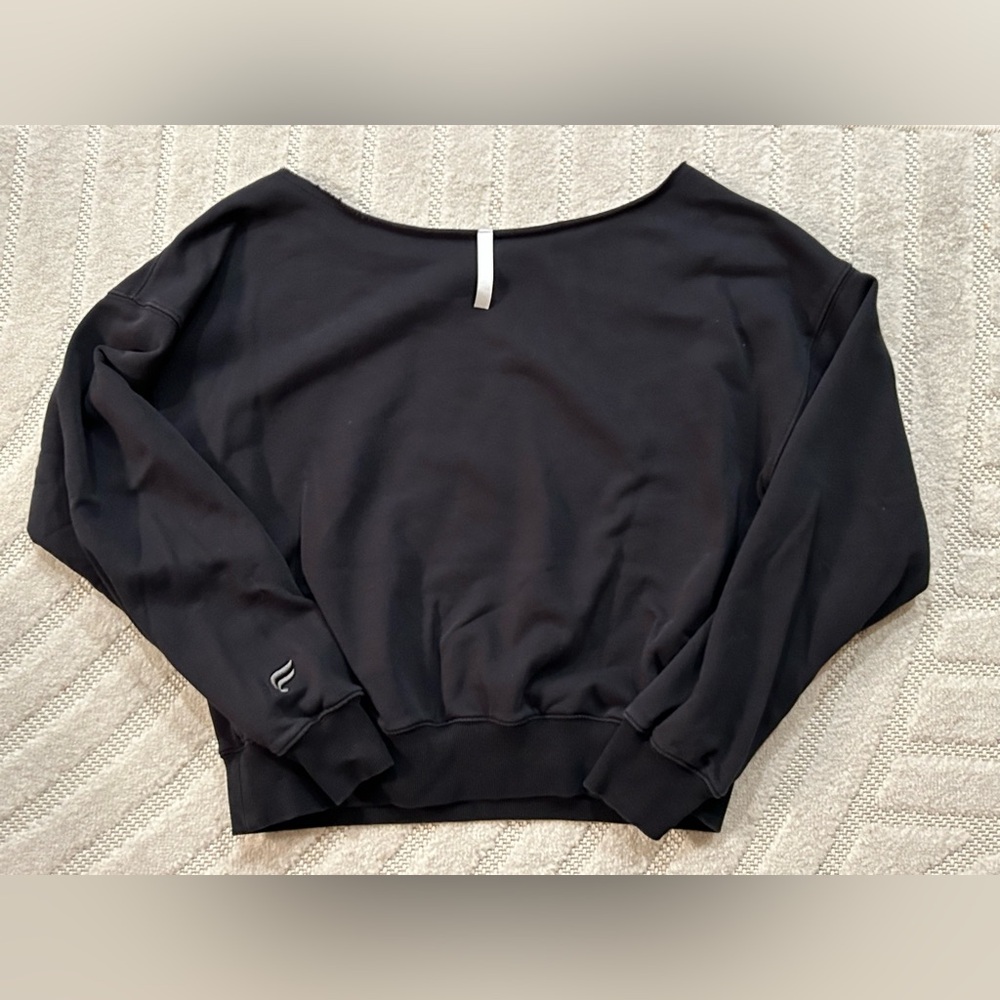 Fabletics Year Round Terry Off Shoulder Sweatshirt in Black - M - Picture 7 of 12